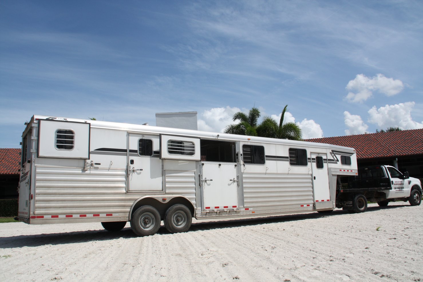 10 Safety Tips for Horse Trailering